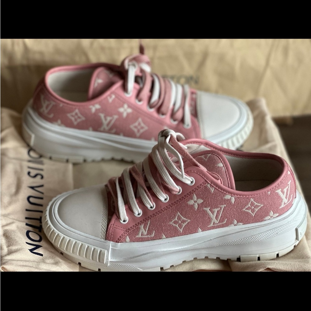 Louis Vuitton Pink and White Women's Sneakers - Picture 5 of 14